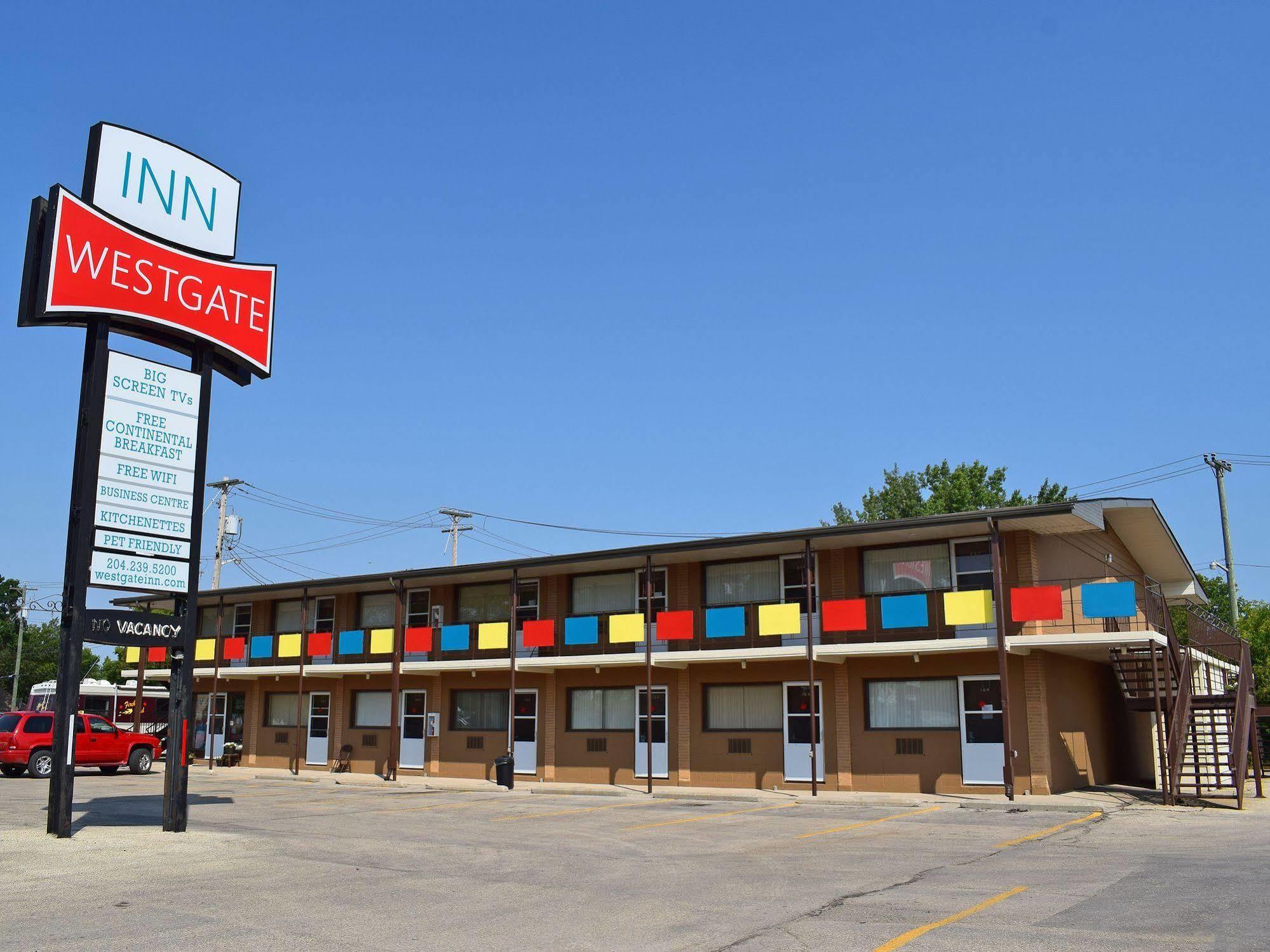 Westgate Inn Portage la Prairie Buitenkant foto